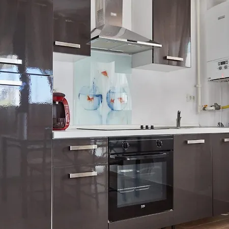 Dobos Apartment *